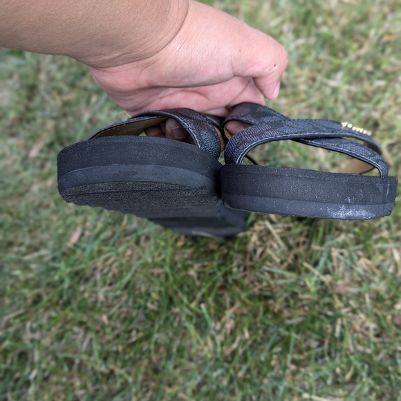 COACH Janine Flip Flops in size 10 - Picture 4 of 5